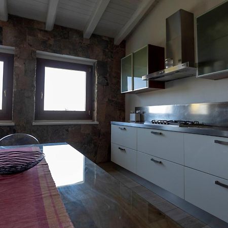 Villa Alba Esclusiva Villa Con Piscina A Sfioro E Vista Mozzafiato Sul Mare クニャナ エクステリア 写真