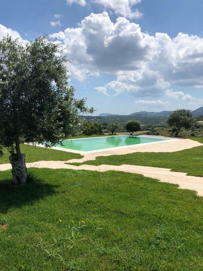 Villa Alba Esclusiva Villa Con Piscina A Sfioro E Vista Mozzafiato Sul Mare クニャナ エクステリア 写真